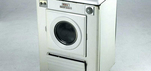 Первая стиральная машина-автомат фото 1