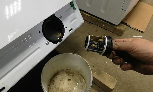Фото: Прочистка сливного тракта Hotpoint — Пятницкая улица