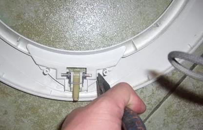 Замена ручки Indesit WISL 82