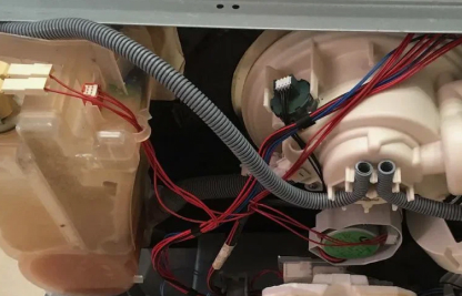 Замена насоса Electrolux EWS 1046