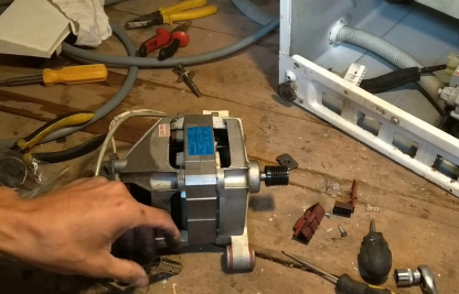 Замена двигателя Samsung WF60F1R0