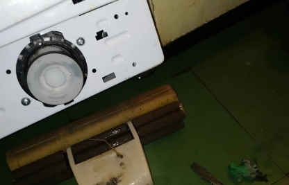 Замена крышки фильтра на Indesit WISL 85